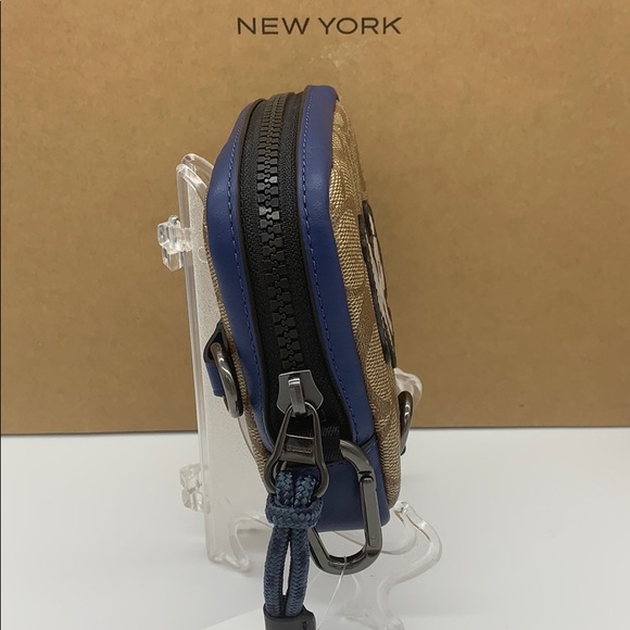 COACH DISNEY X COACH SQUARE HYBRID POUCH - Picture 5 of 16